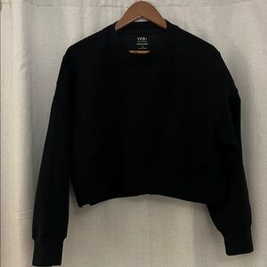 Abercrombie & Fitch YPB Black Neo Knit Cropped Sweatshirt Small